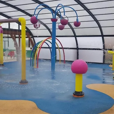 Mobil Climatise Confort 6 à 8 Personnes à Louer