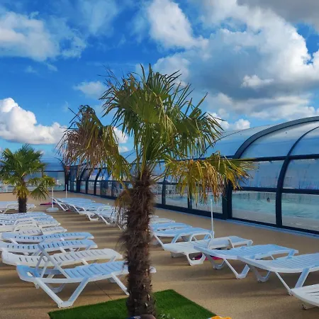 Campsite Mobil Climatise Confort 6 A 8 Personnes A Louer *