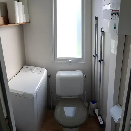 Campsite Mobil Climatise Confort 6 A 8 Personnes A Louer