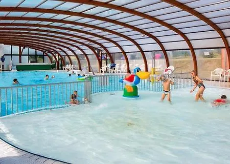 Mobil Climatise Confort 6 à 8 Personnes à Louer Litteau