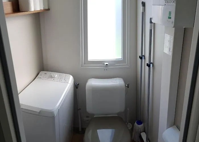 Kamp alanı Mobil Climatise Confort 6 A 8 Personnes A Louer