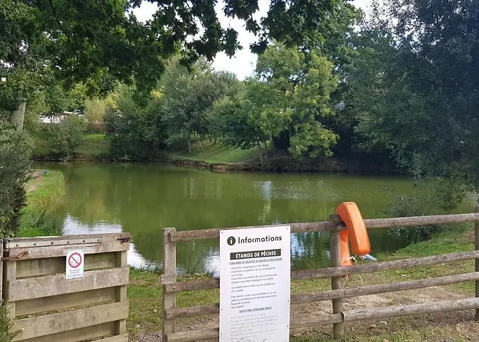 Mobil Climatise Confort 6 A 8 Personnes A Louer * Litteau