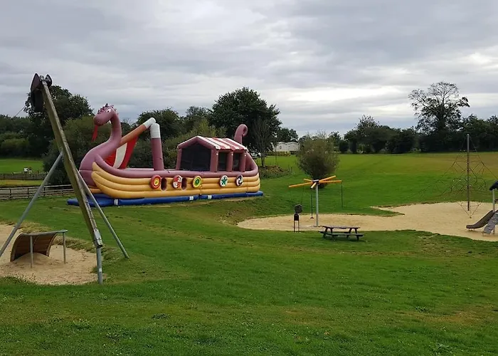 Mobil Climatise Confort 6 A 8 Personnes A Louer *